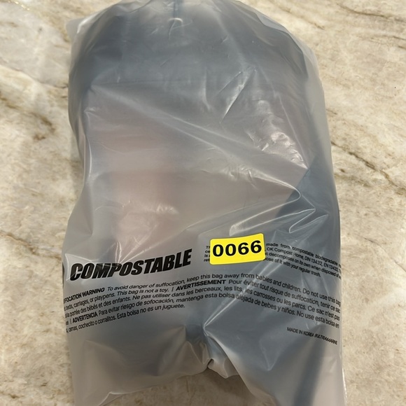 BCBGeneration Kassia Pom Pom Ankle Strap Ballet Flats‎ | Black | Size 9.5 - Picture 8 of 8